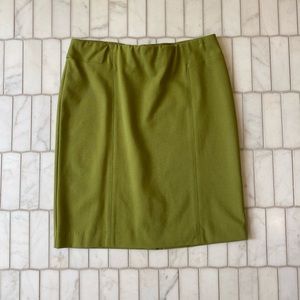 Women’s green pencil J. Jill pencil skirt!